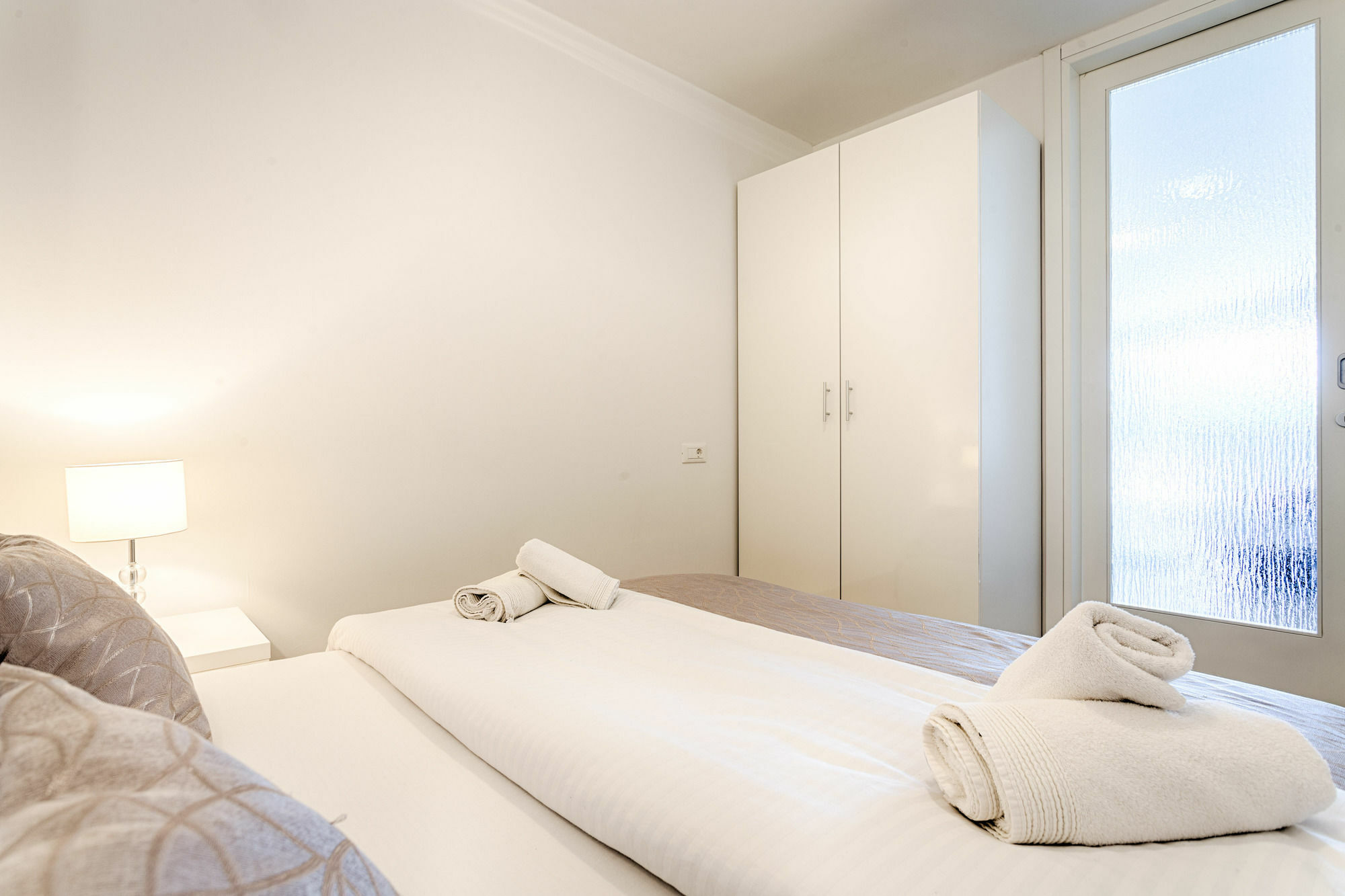 Adriatic Queen Rooms & Apartments Сплит Екстериор снимка